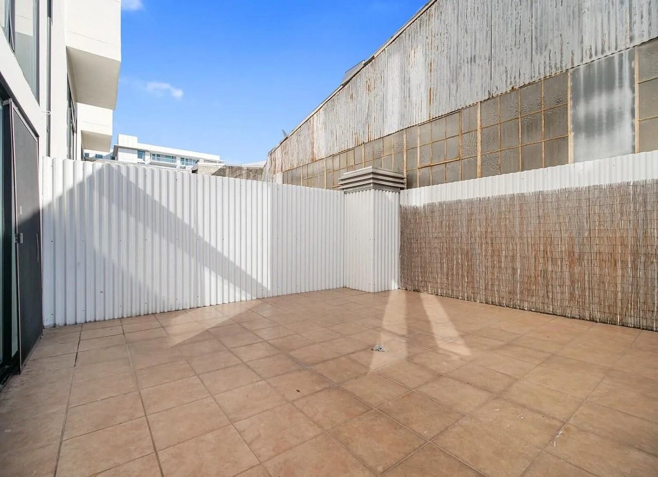 469 Clementina St #3 - Photo 7 of 18