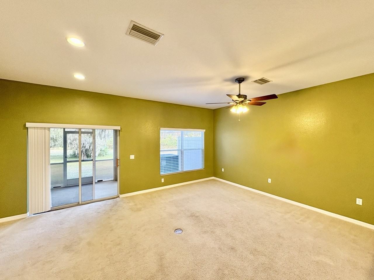 11839 Castine St - Photo 4 of 35