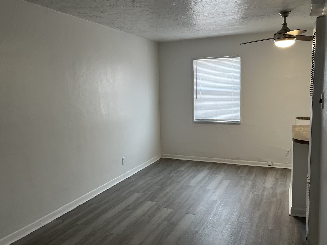 1301 Tijeras Ave Ne - Photo 5 of 9