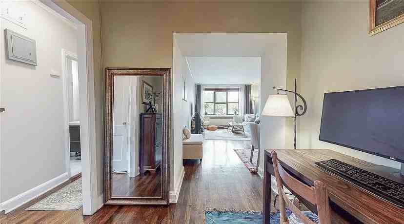 3440 79th St #6G - Photo 2 of 8