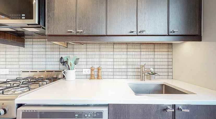 3440 79th St #6G - Photo 4 of 8