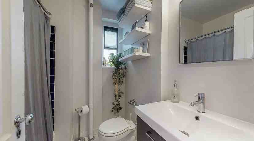 3440 79th St #6G - Photo 6 of 8