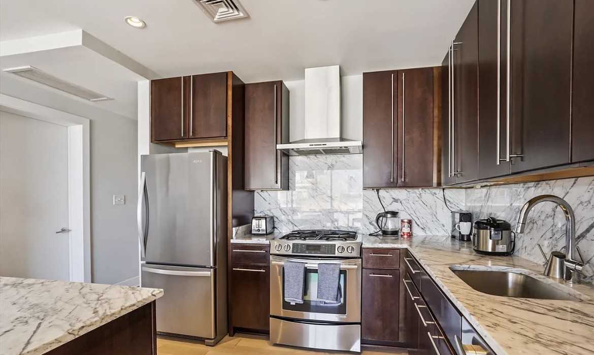 1634 14th St Nw #604 - Photo 2 of 9