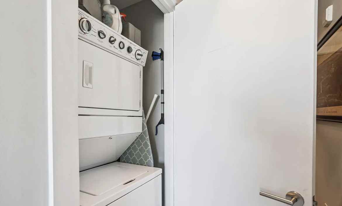 1634 14th St Nw #604 - Photo 3 of 9