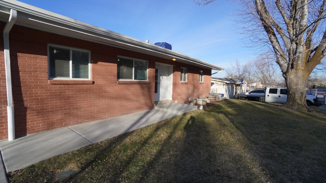 515 Ne - Photo 2 of 44