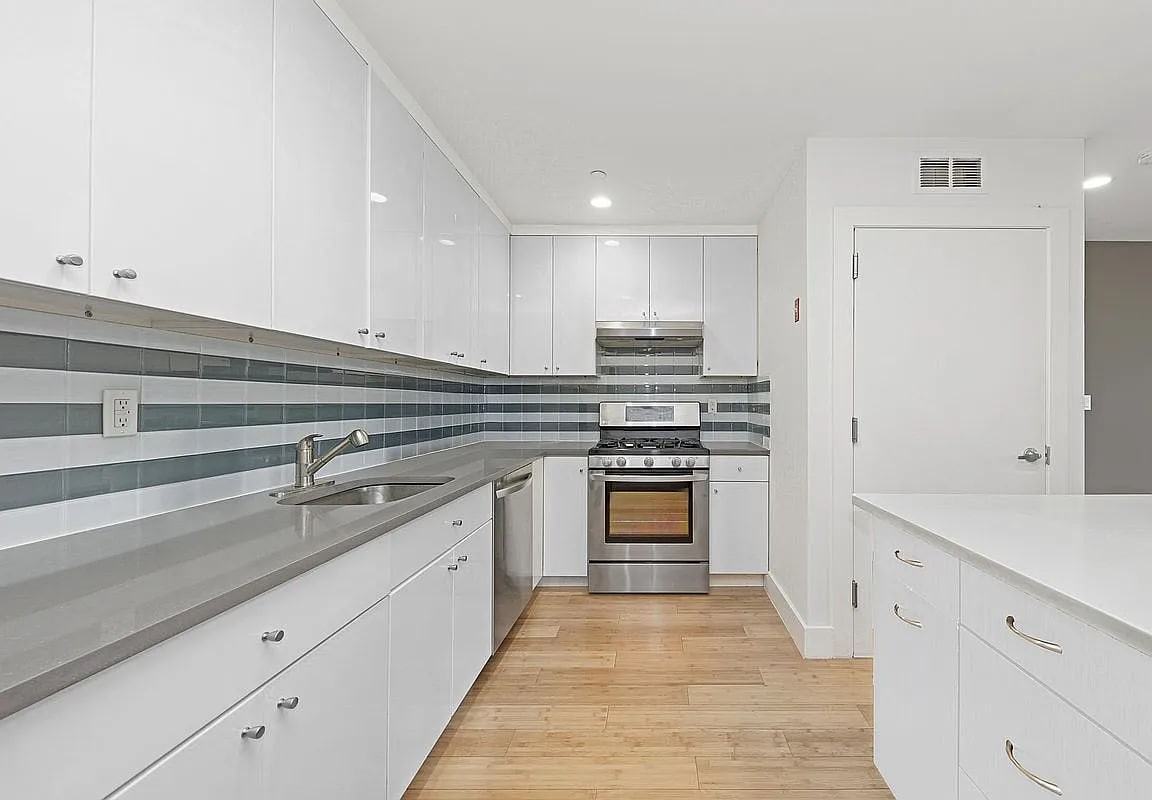 234 W 148Th St - Photo 3 of 6