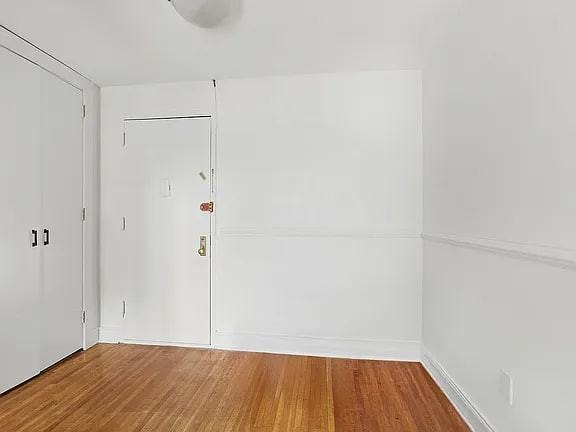 400 E 17Th St - Photo 7 of 8