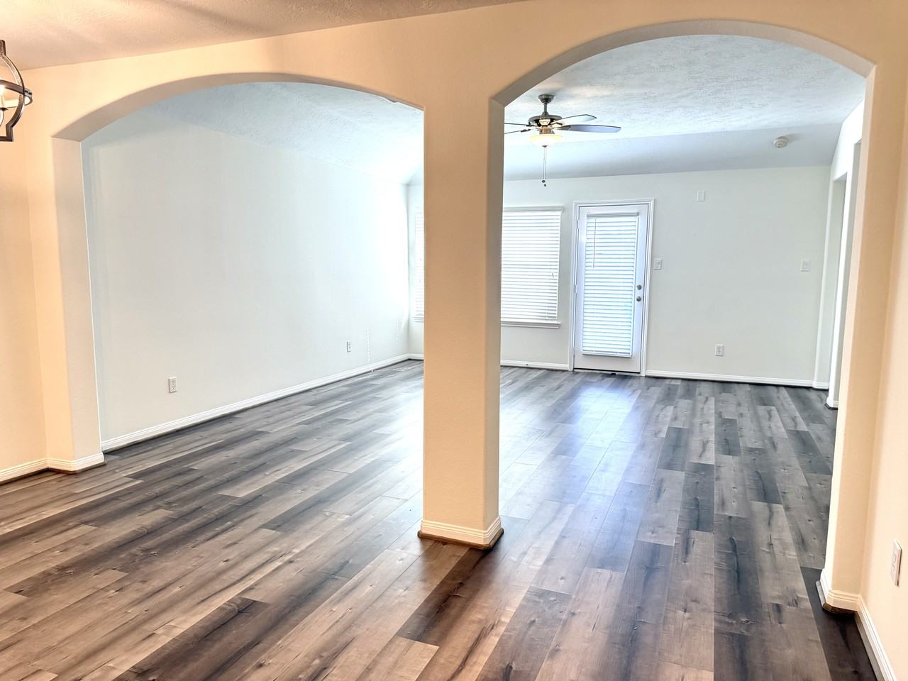 11222 Overland Trail Dr - Photo 2 of 41