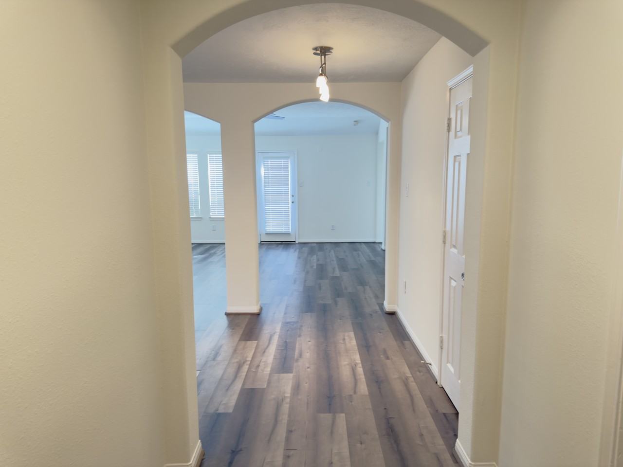 11222 Overland Trail Dr - Photo 4 of 41