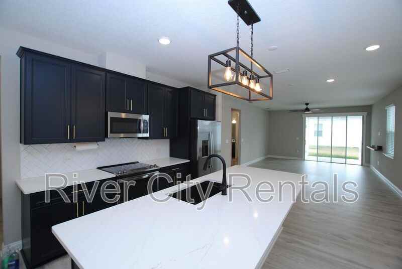 6997 Red Timber Rd - Photo 3 of 29