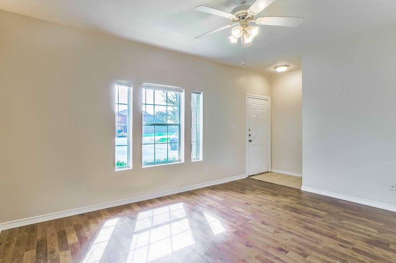 1500-1502 Maglothin Ct - Photo 5 of 16