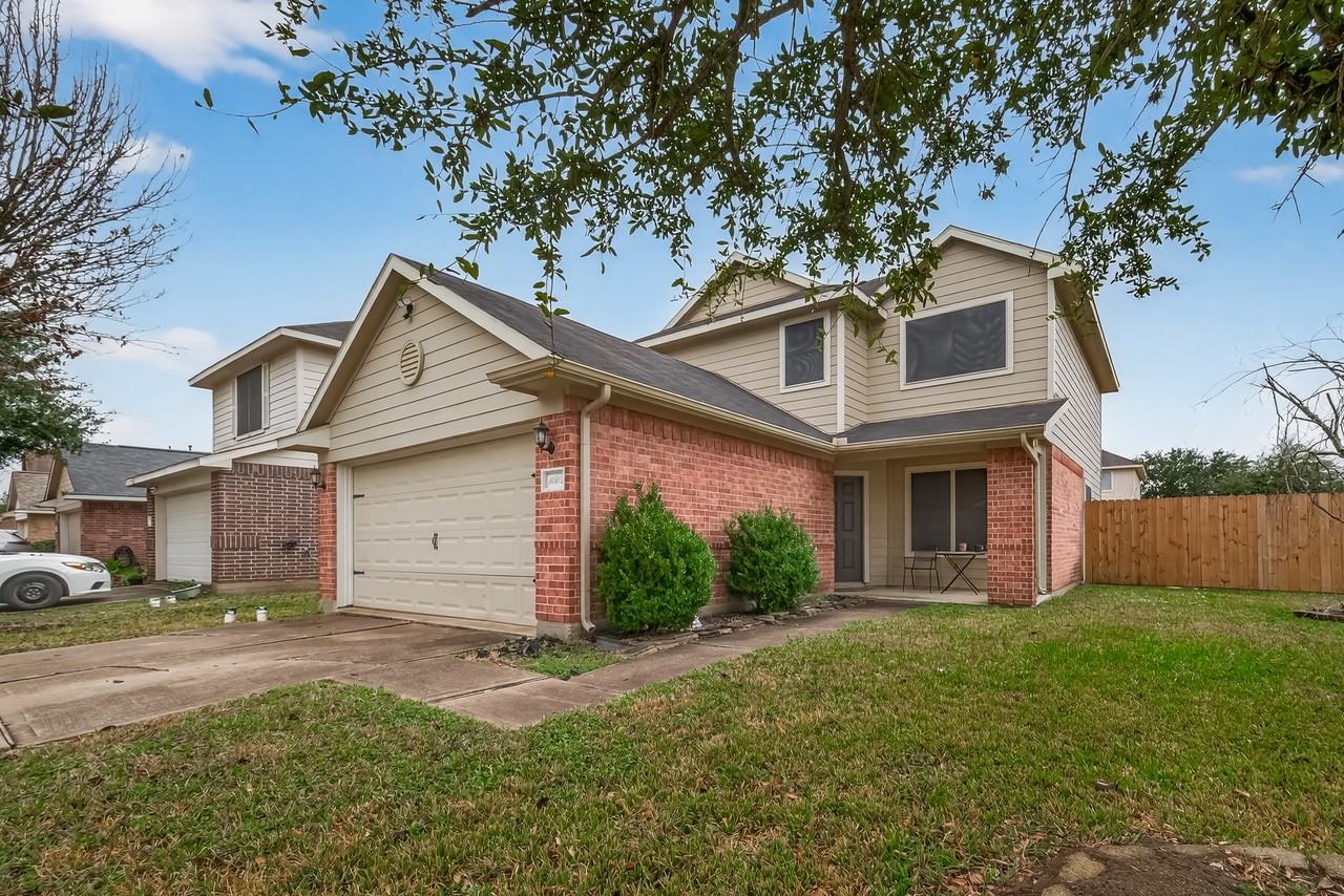 10902 Clear Villa Ln - Photo 4 of 40