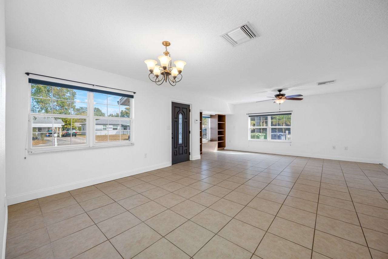 4104 W Leila Ave - Photo 6 of 31