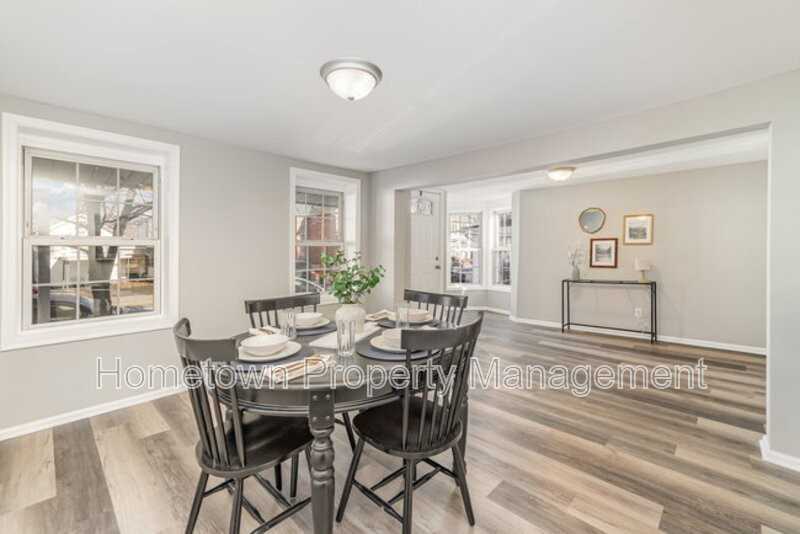 28 W Main St - Photo 2 of 12
