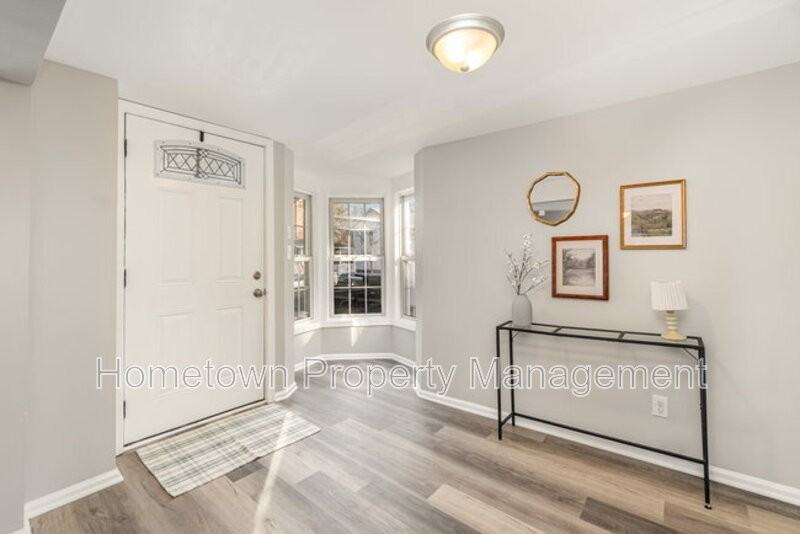 28 W Main St - Photo 3 of 12