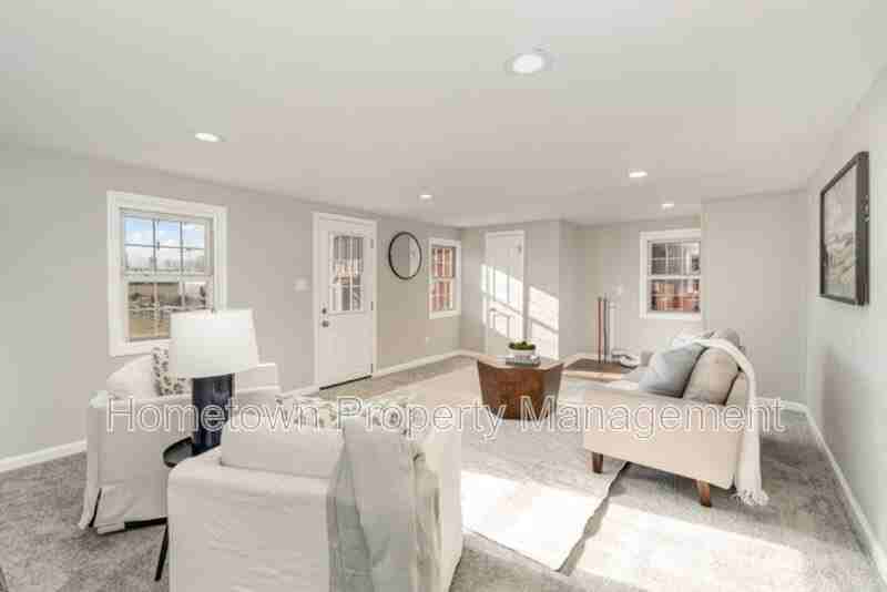 28 W Main St - Photo 6 of 12