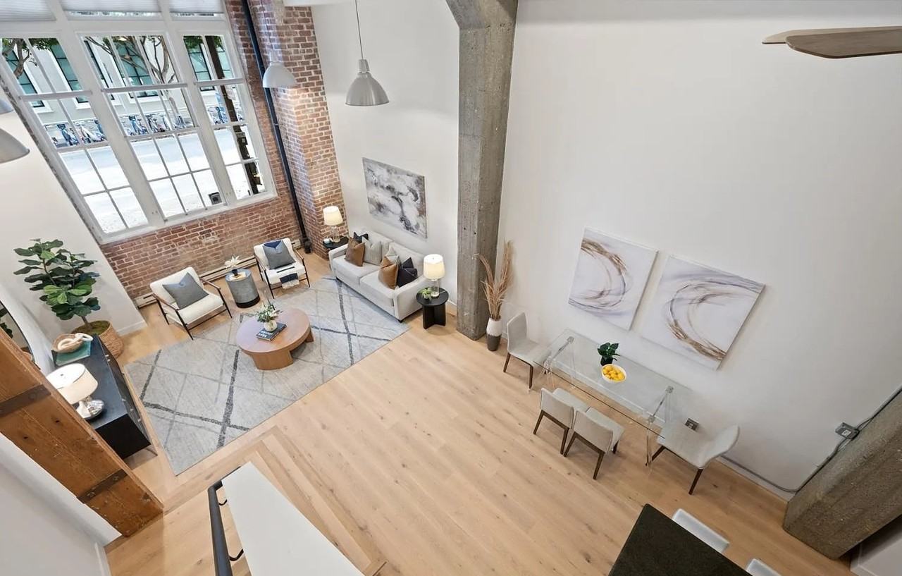 461 2Nd St - Photo 4 of 44