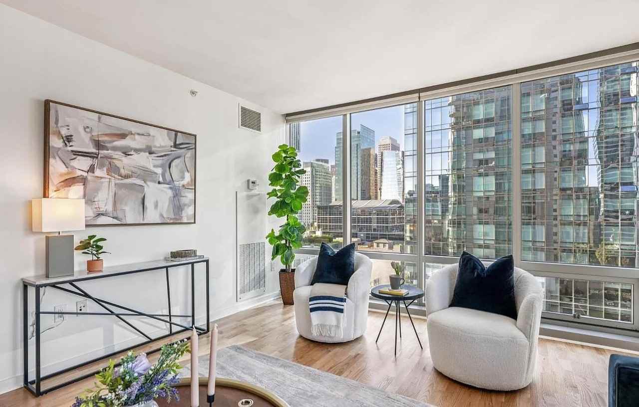 333 1St St - Photo 2 of 39