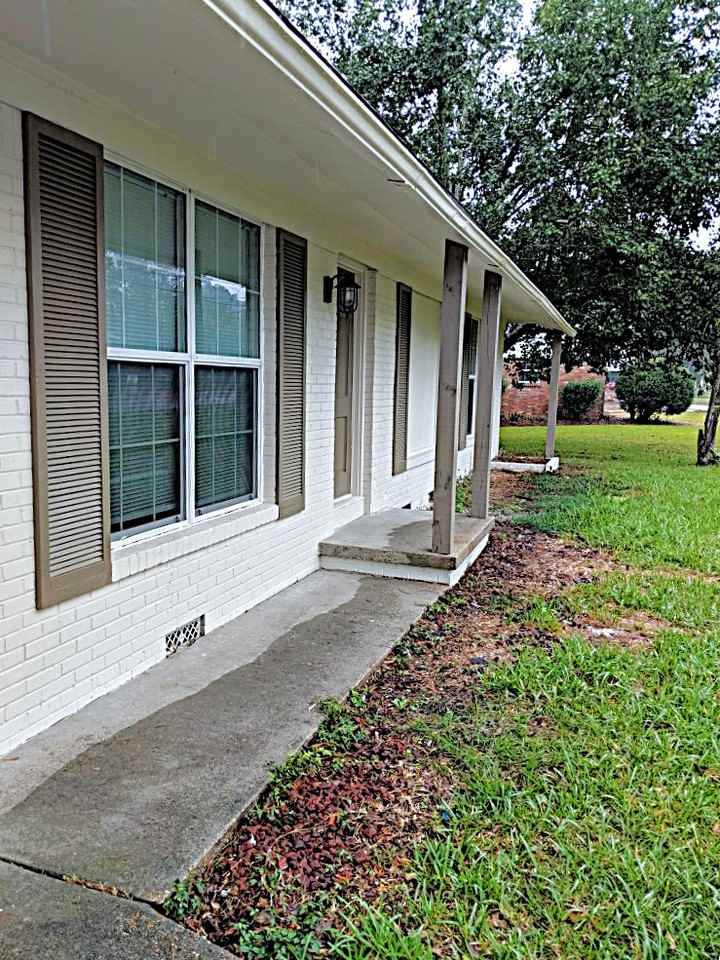 3006 Jamestown Rd - Photo 2 of 23