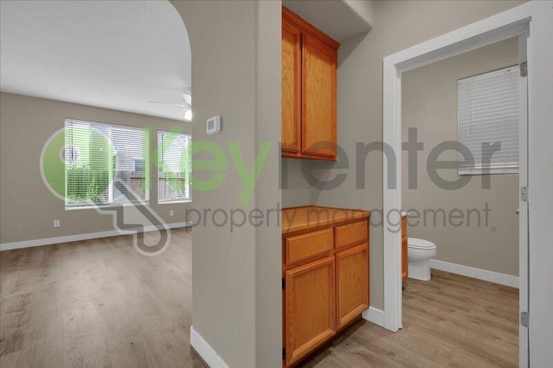 3017 Touchman St - Photo 7 of 50