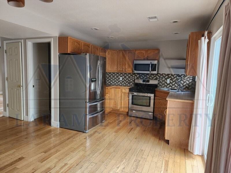 1760 Pierson Ct - Photo 4 of 15