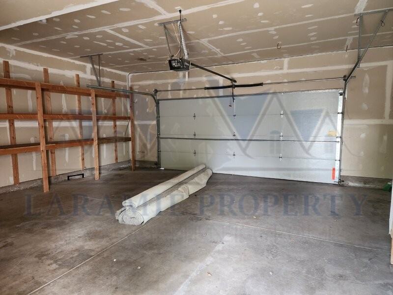 1760 Pierson Ct - Photo 5 of 15