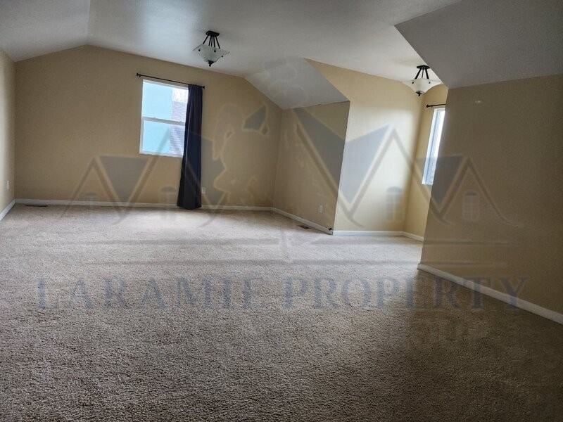 1760 Pierson Ct - Photo 7 of 15