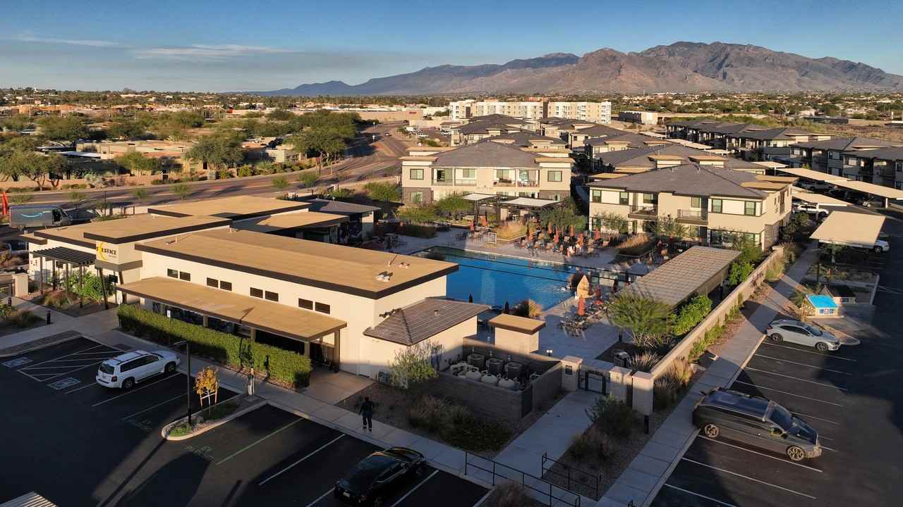 Solstice Marana - Photo 7 of 45