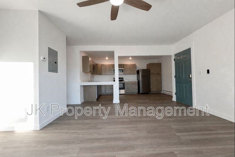 3440 11th Ave S #05 - Photo 6 of 17