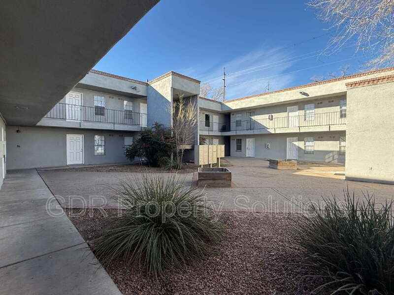 401 14th St Nw #13 - Photo 2 of 16