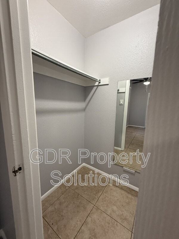 401 14th St Nw #13 - Photo 5 of 16