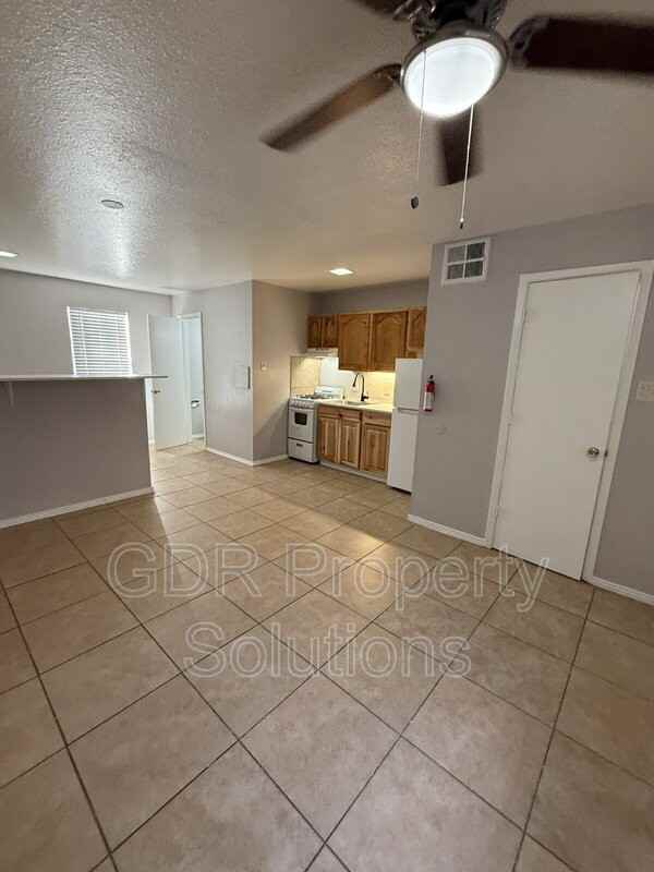 401 14th St Nw #12 - Photo 7 of 18