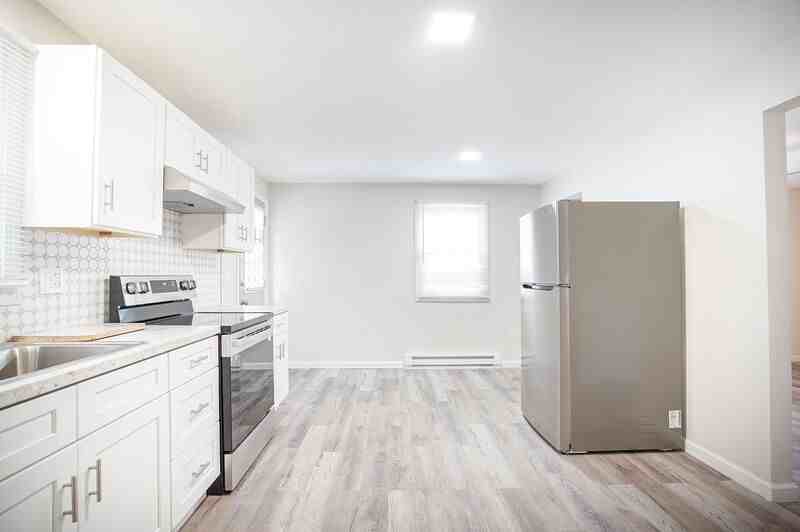 1224 Page Blvd - Photo 3 of 20