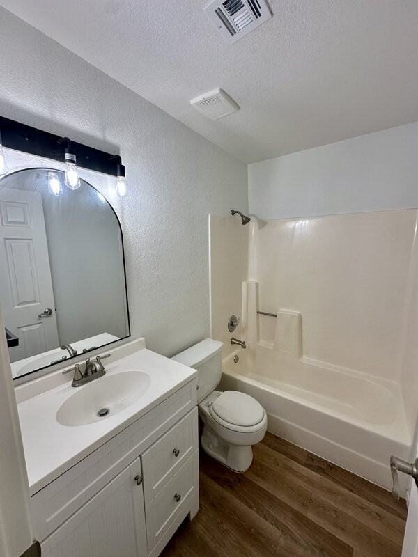 4663 E Covina St - Photo 7 of 15