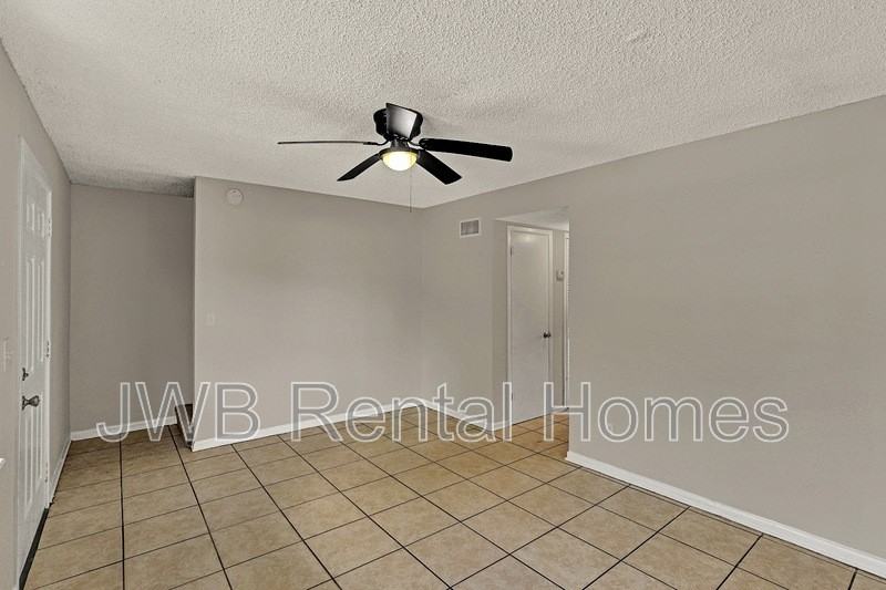 1840 Broadway Ave - Photo 7 of 17