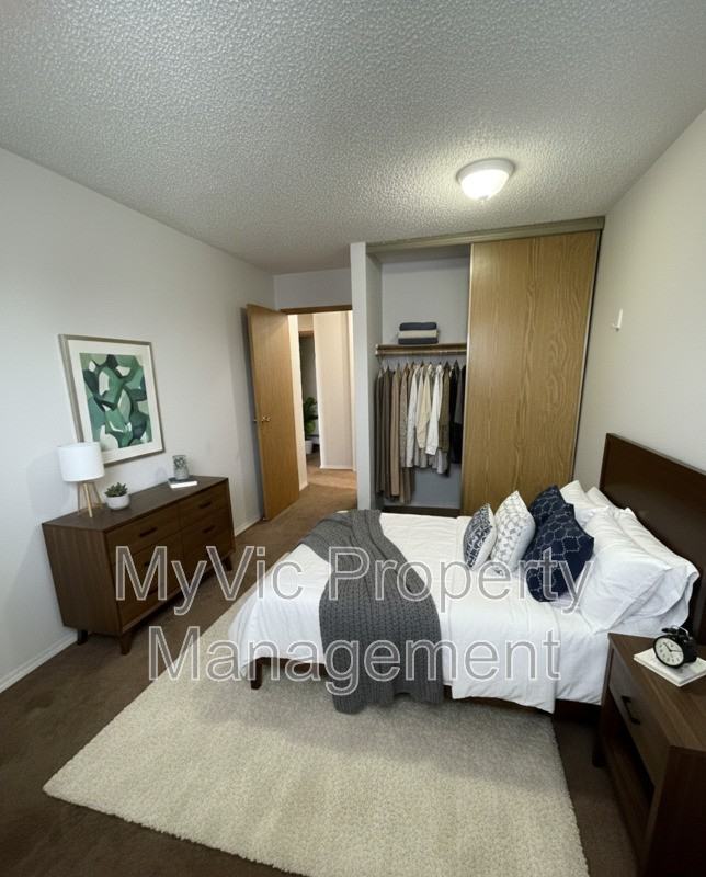 3007 35 St Nw - Photo 7 of 17