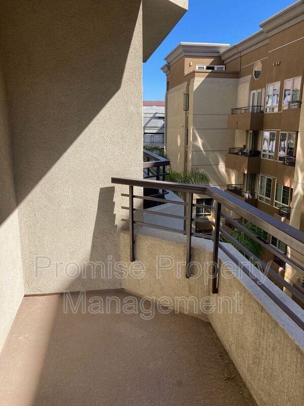 1465 C St #3415 - Photo 6 of 21