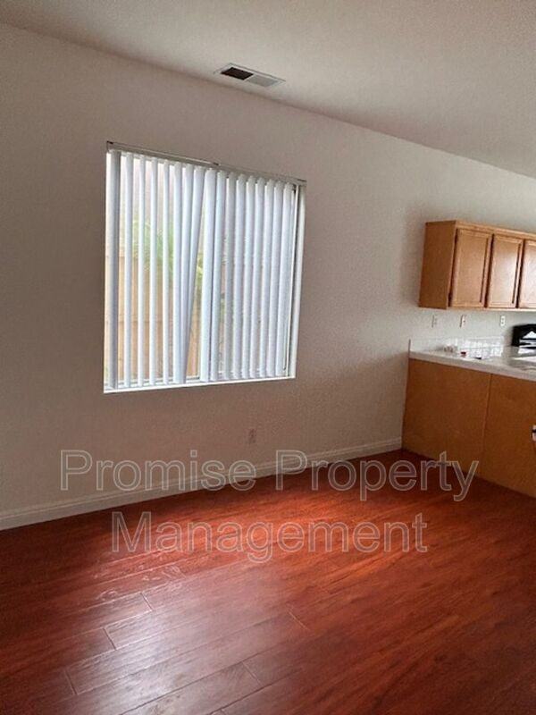 1281 Avenida Amistad - Photo 5 of 19