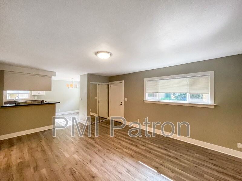 21602 Belshire Ave #3 - Photo 4 of 25