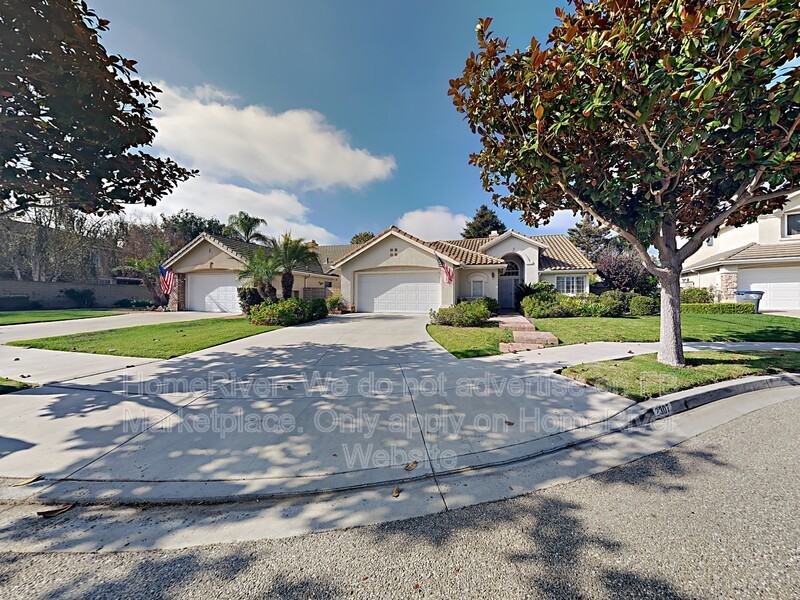 2307 Crown Point Ct - Photo 4 of 31