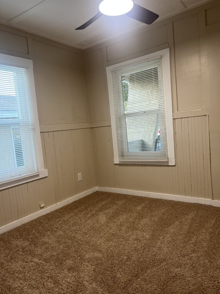 606 W 4th Ave #NA - Photo 3 of 9