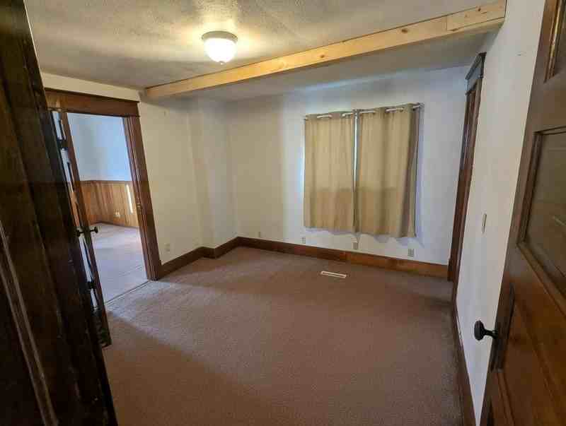 136 Main St #1 - Photo 5 of 17