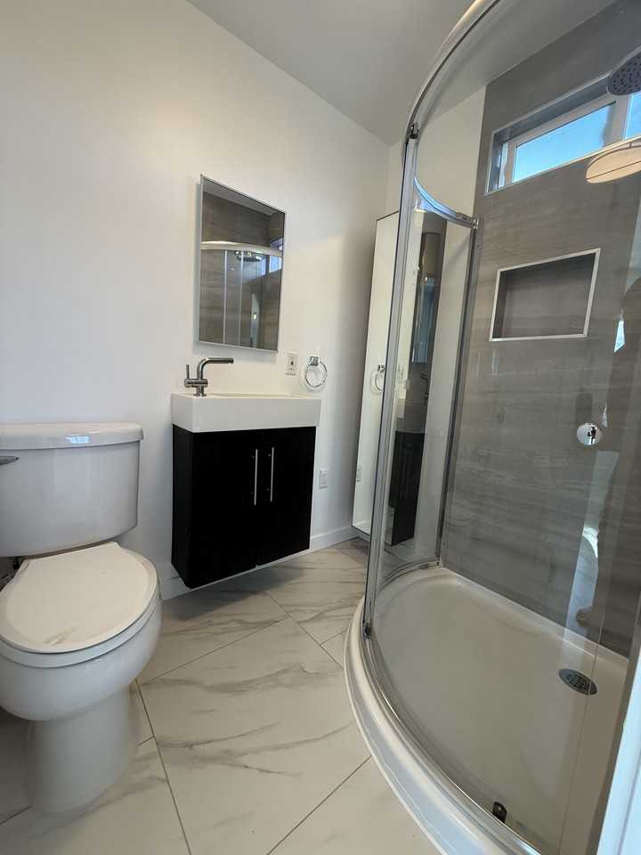 5327 Ogden St - Photo 6 of 9