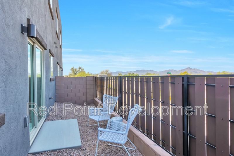 3788 W Goshen Dr - Photo 4 of 15