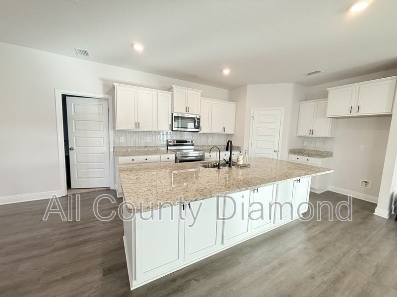 453 Albert Meadow Ln - Photo 7 of 50