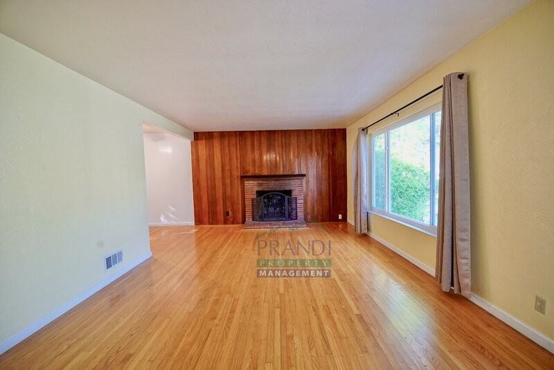 2309 5th Ave - Photo 4 of 18