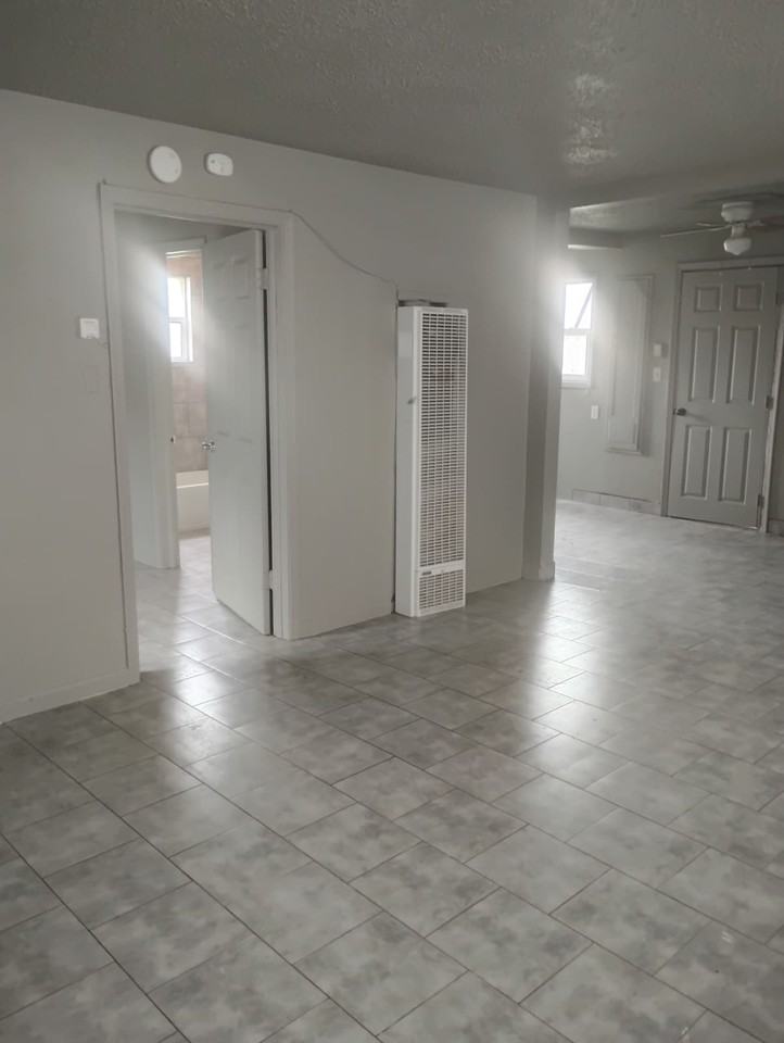 N H St #324 - Photo 5 of 6