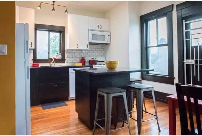 406 Union St - Photo 2 of 20