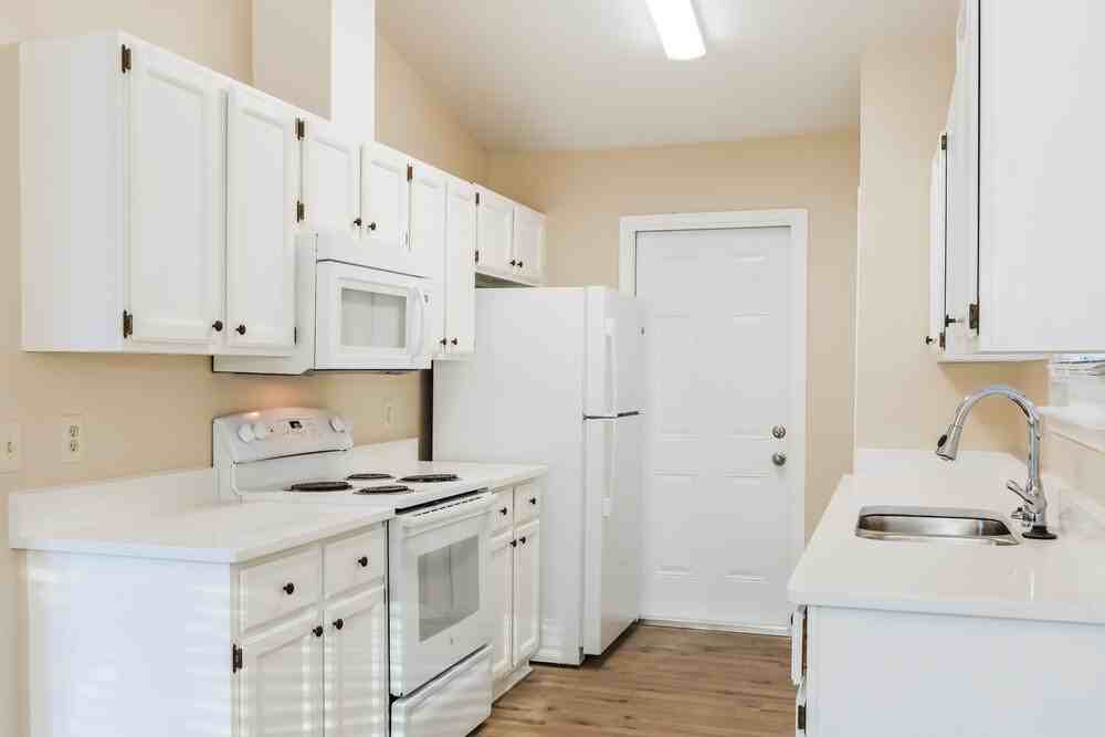 2911 Justin Ct - Photo 6 of 14