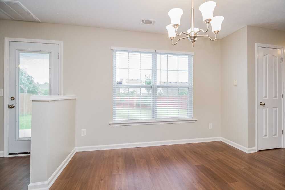 132 Berele Shepsele Ln - Photo 6 of 20